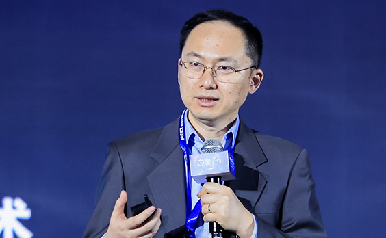 他在京东每天做1000万次图灵测试