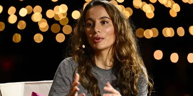 翁荔陈丹琦加盟的840亿AI公司,公开第二篇论文