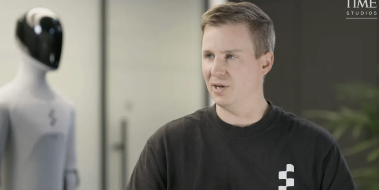 Figure 03 en la portada de la lista de las mejores invenciones de Time, el CEO dice "en esta etapa, solo faltan los datos"