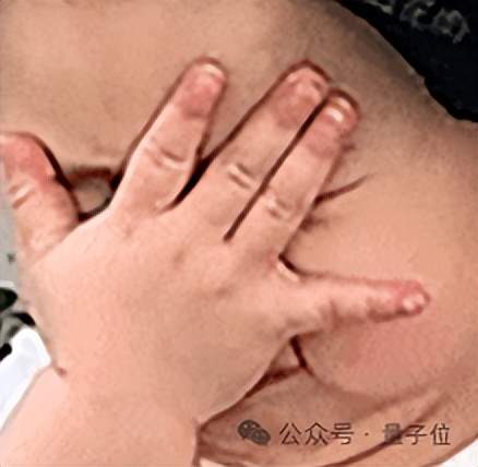 库克被曝最早明年让位CEO,“苹果AI已落后同行2年” 库克被曝最早明年让位CEO,“苹果AI已落后同行2年”