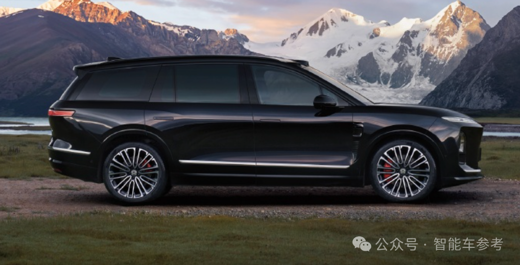 蔚来新ES8售价降低是因为减配?李斌回应了