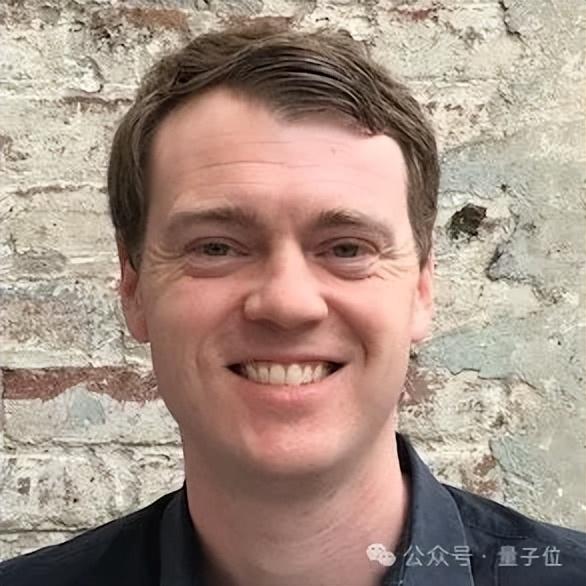 OpenAI连丢3高管,光杆司令奥特曼紧急扶持华人上位!半年流失15员大将