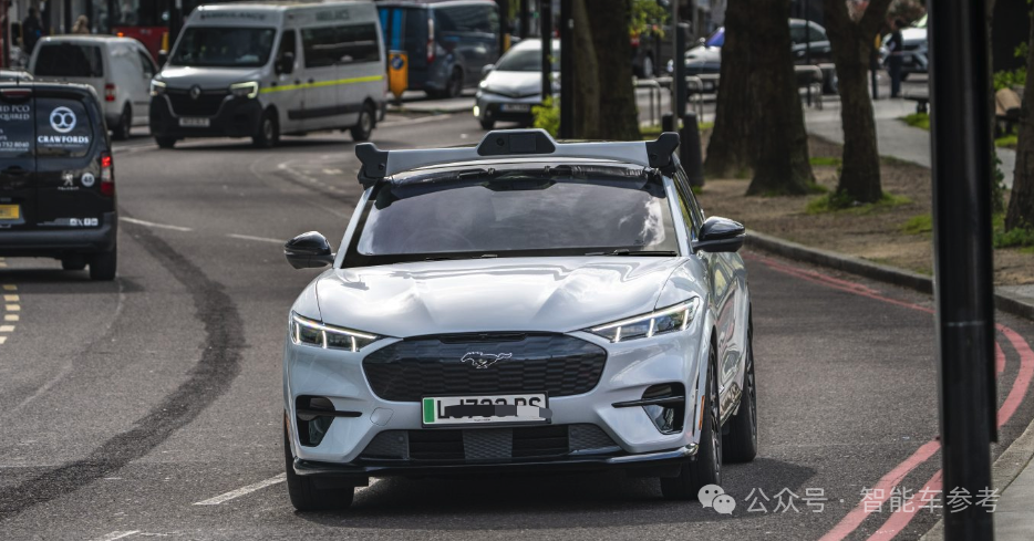 自动驾驶要啥实路测试?L4当红独角兽新模型:2D视频输入4D场景输出!难怪老黄看好