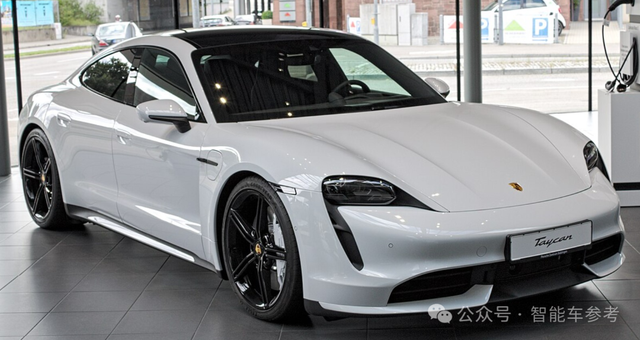 大家不再买保时捷,十年功勋CEO下岗了