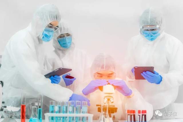 闭门会里大佬们都好敢说！