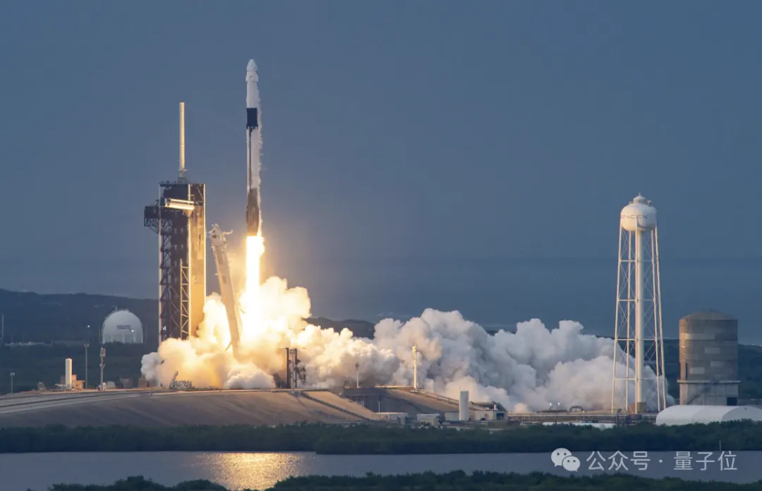 马斯克再送4名“私人”宇航员上太空！SpaceX已成功执行12次载人任务