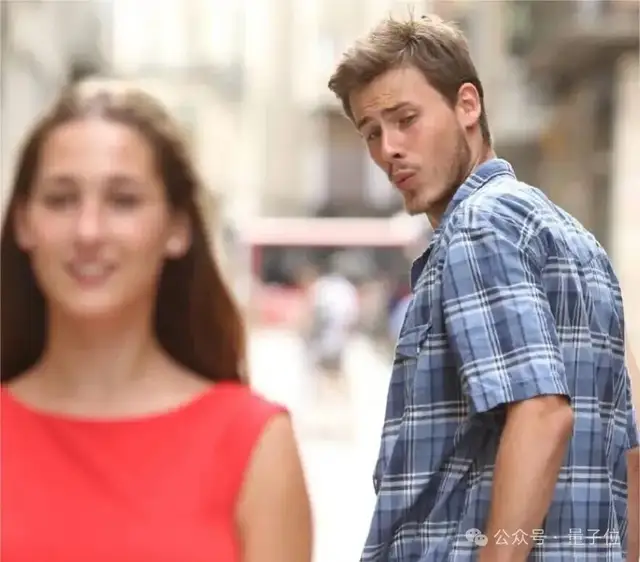 奥特曼谈OpenAI首款AI硬件：我想拿起它咬一口