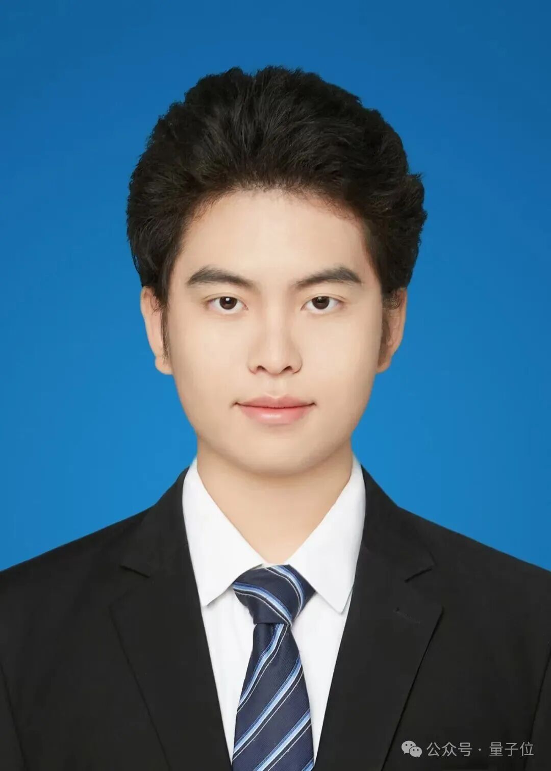 今晚19点｜2GPU+2CPU微调超大模型，带你上手开源KTransformers