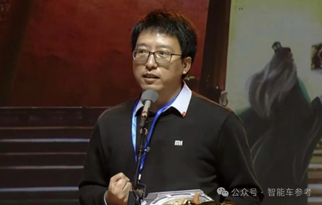 雷军罕见硬刚回应!同日公关负责人被曝调整