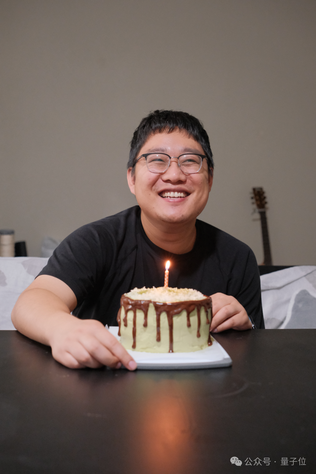 短视频刷多了AI也会变蠢!“年度最令人不安的论文” 短视频刷多了AI也会变蠢!“年度最令人不安的论文”