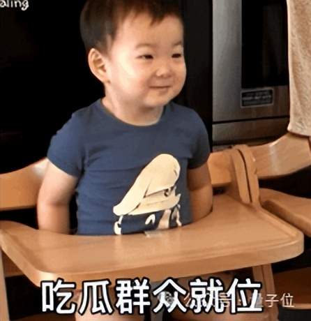 库克被曝最早明年让位CEO,“苹果AI已落后同行2年” 库克被曝最早明年让位CEO,“苹果AI已落后同行2年”