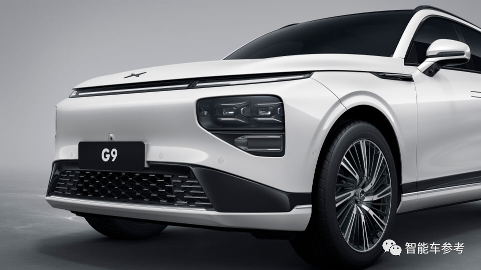 26万的小鹏G9，同样爆款，同样起死回生