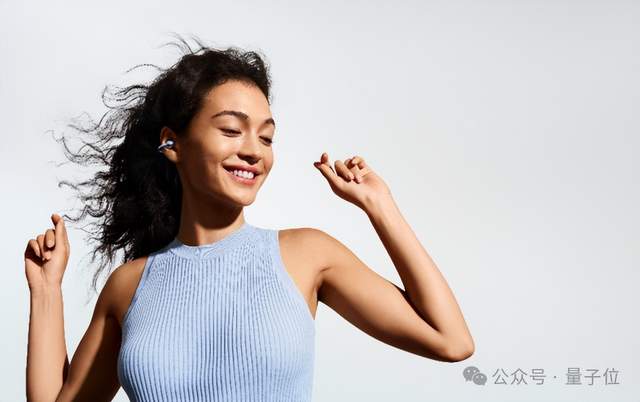 华为手表耳机都上新了！价格比不了苹果，续航苹果比不了