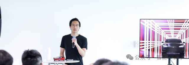 特斯拉华裔高管离职：入职12年，总管软件，直接向马斯克汇报