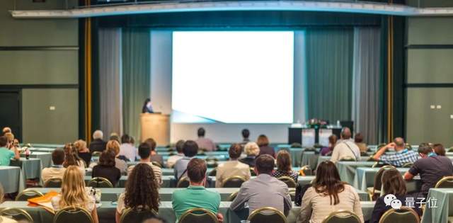 闭门会里大佬们都好敢说！