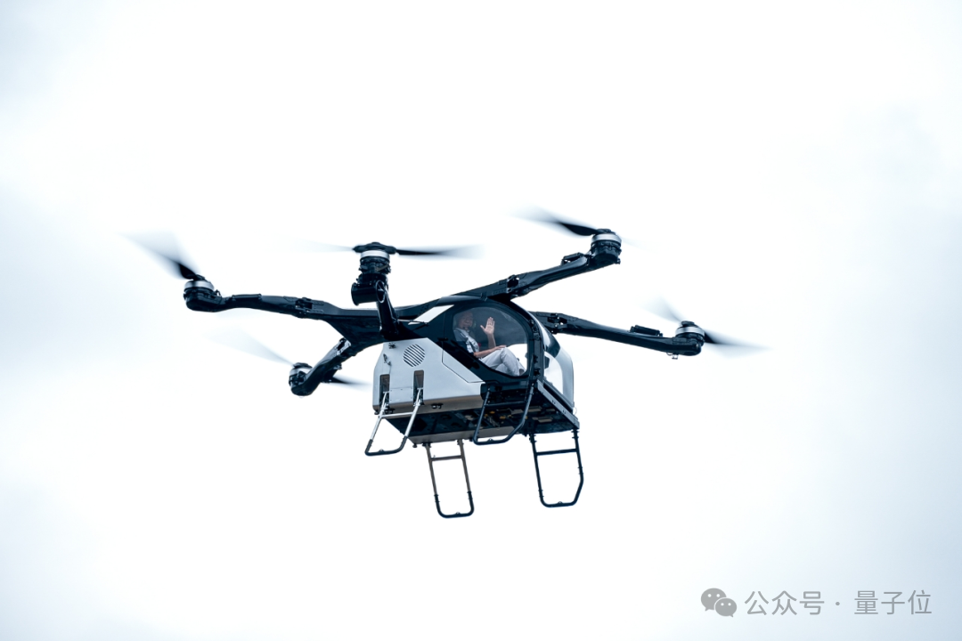 谁在带队小鹏机器人：IRON背后的四位关键人物