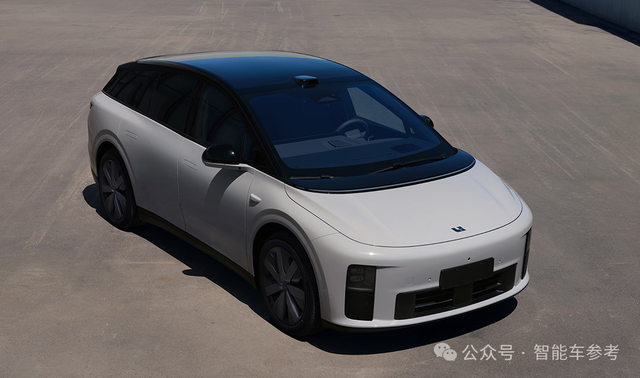 理想今年产品没爆但技术爆了:自研芯片流片成功!也要摆脱英伟达依赖了