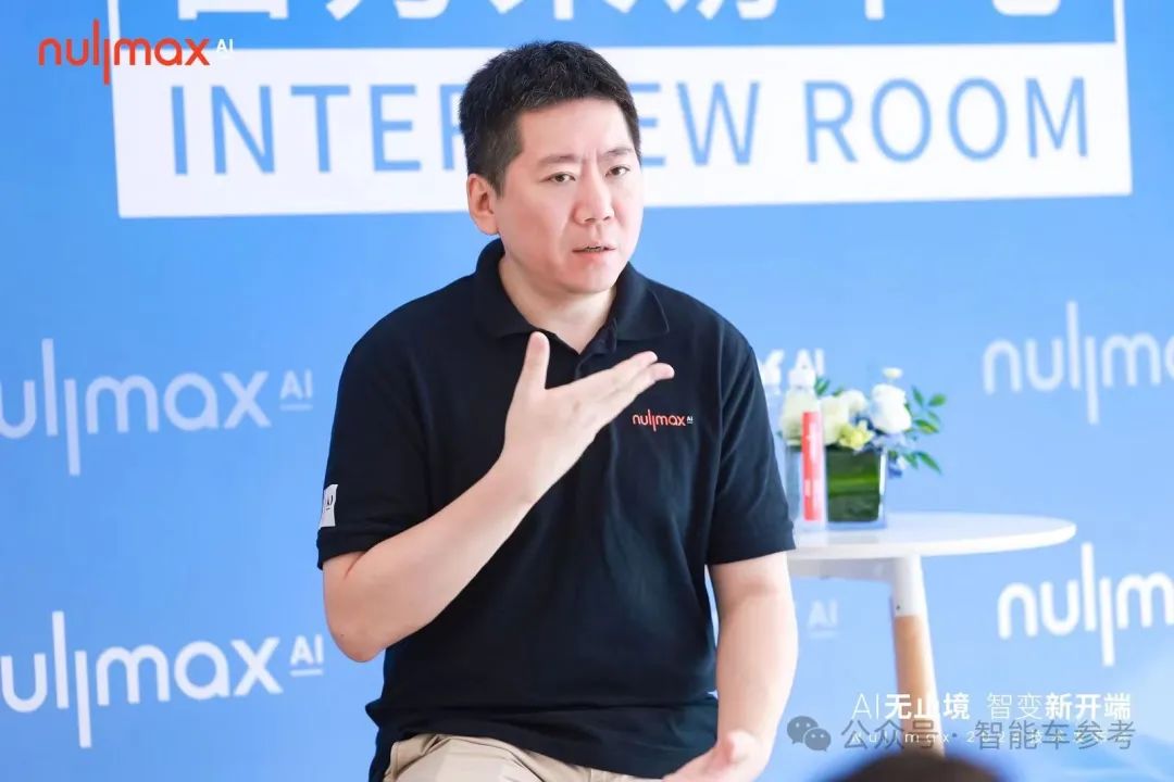 脑科学融合端到端自动驾驶，马斯克中国门徒新进展，不挑车也不挑芯片