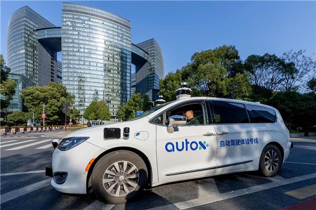 注意,北京无人车接送机不免费了