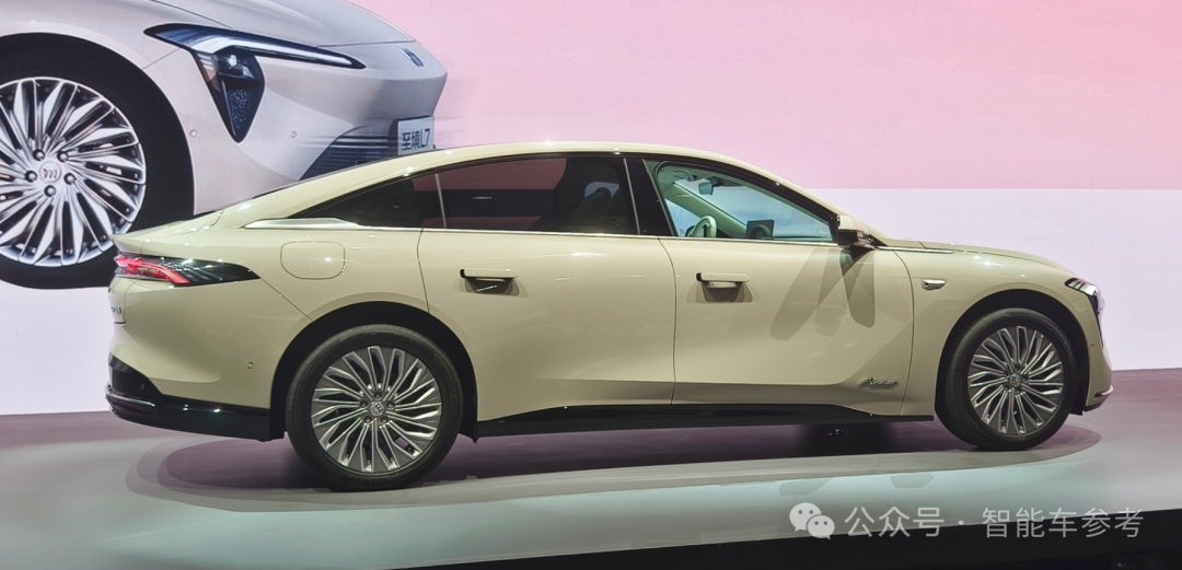 合资醒了！别克「最强增程豪华轿车」17万开卖，盲订就破2万台