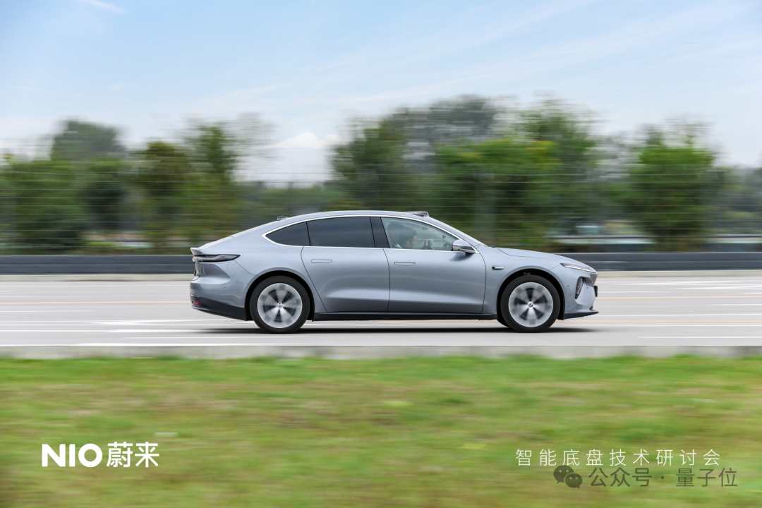 国产底盘约战奔驰S级,结果太让人意外了...