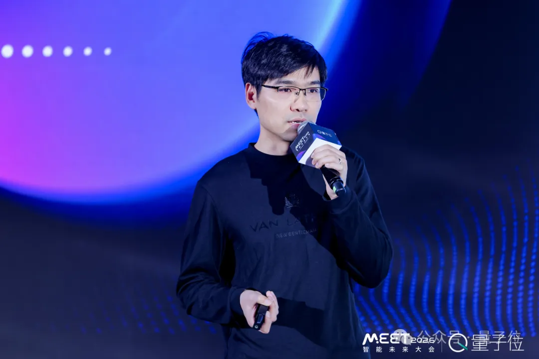 国产AI芯片看两个指标:模型覆盖+集群规模能力 | 百度智能云王雁鹏@MEET2026