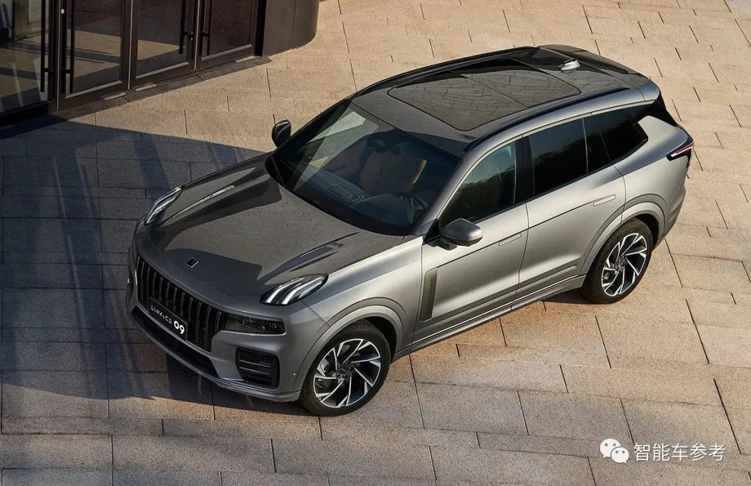 李书福的最新车机，长这样