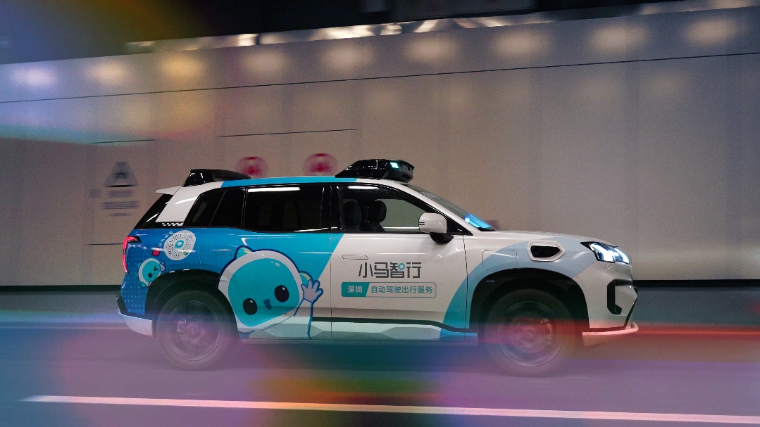 港股IPO前夜，小马智行第7代Robotaxi在广州深圳正式运营