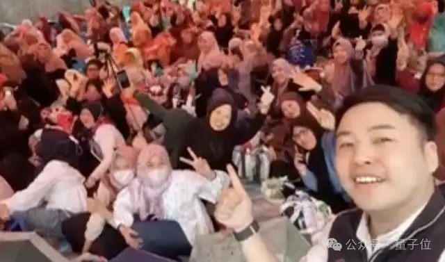 比NanoBanana更擅长中文和细节控制!兔展&北大Uniworld V2刷新SOTA 比NanoBanana更擅长中文和细节控制!兔展&北大Uniworld V2刷新SOTA