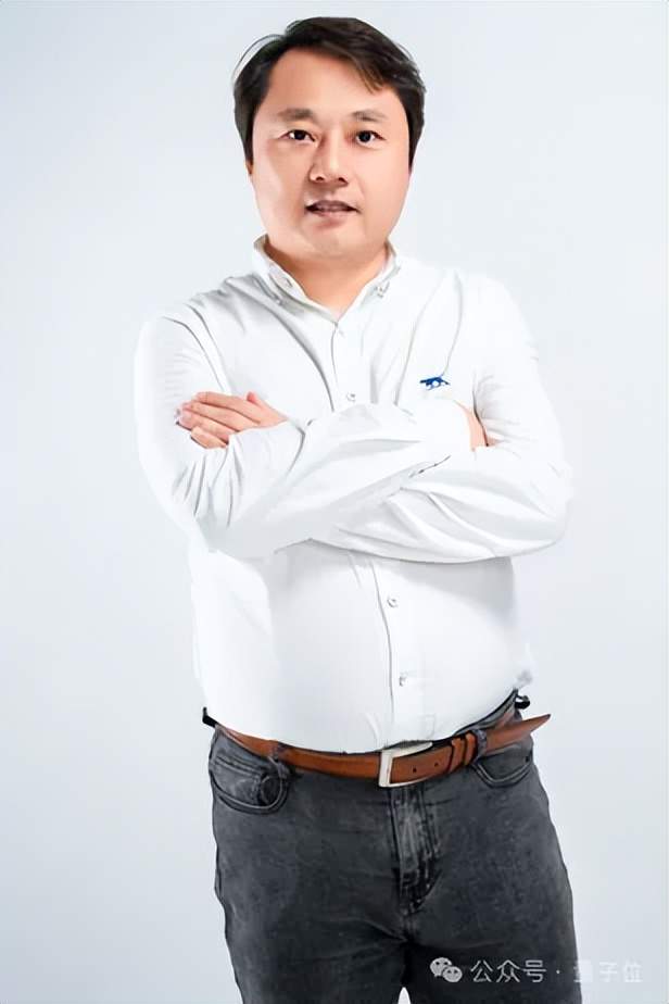 关于AI你最关心什么？技术专家团亲自答（含往期真人纯享版）